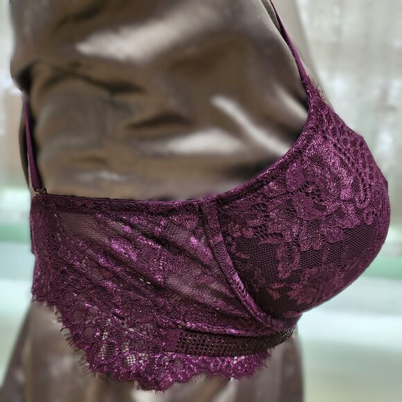 Purple Lace Underwire Plunge Bra With Rhinestone Embellishments - Picture 4 of 12